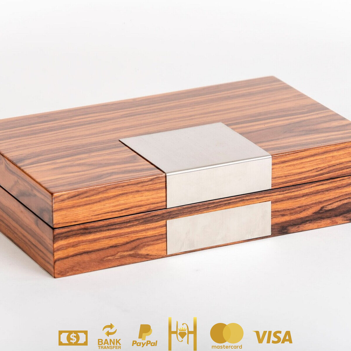 Estuche joyero fabricado en madera de Nogal con interior en gamuza color gris